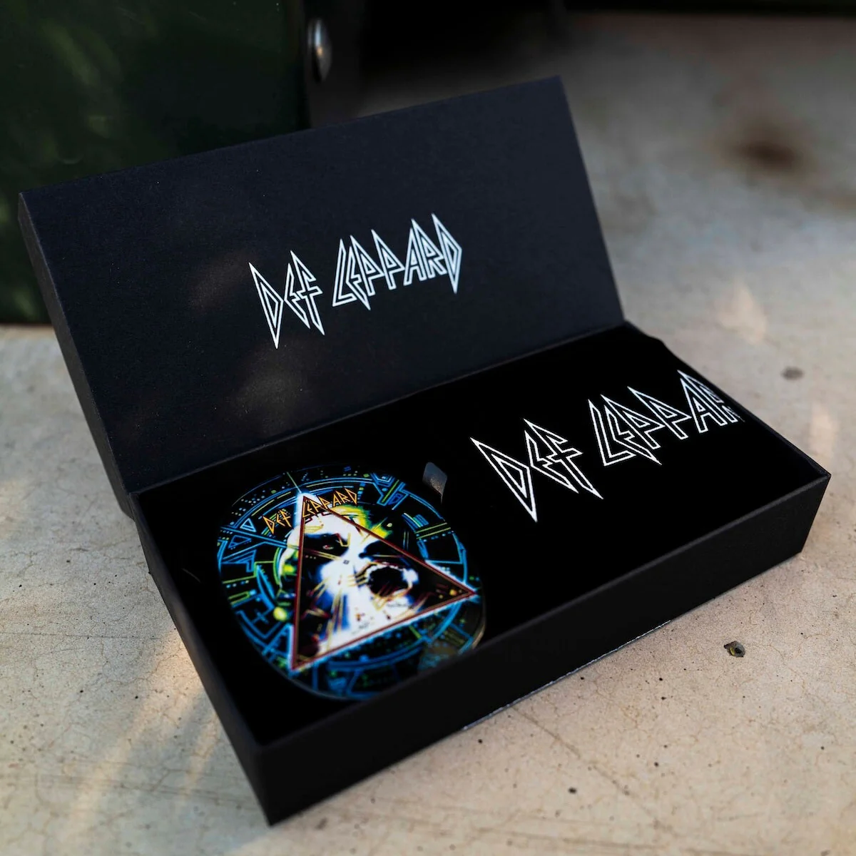 Def Leppard 'HYSTERIA' Edition Shells - Image 5